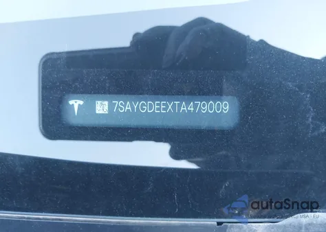 2026 Tesla Model Y Long Range Launch Series/Premium All-Wheel Drive из США, поврежденный, VIN 7SAYGDEEXTA479009